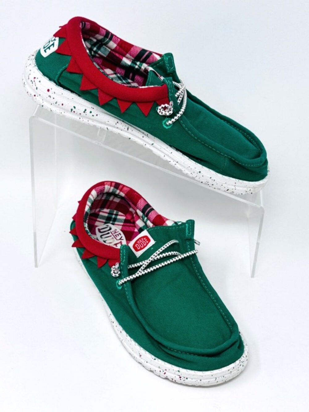 Hey Dude Youth Green Red Canvas Slip on Christmas Elf Flat Sneaker  Size 4 Youth